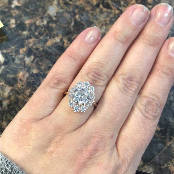 Kanak Rose Gold Engagement Ring - Picture 6 of 8